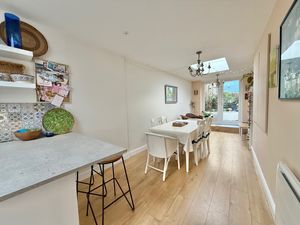 Photo 14- click for photo gallery